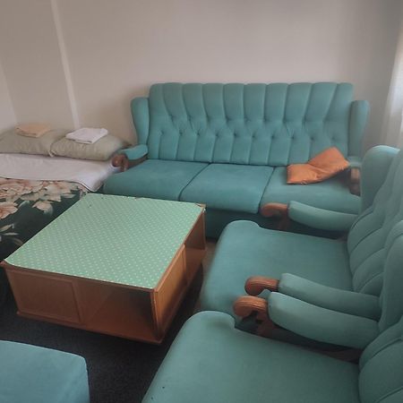 Apartman Retro Una Баня Лука Екстериор снимка